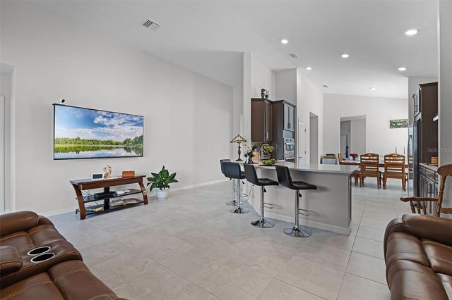 2000 GOBLET COVE STREET, Kissimmee, FL 34746