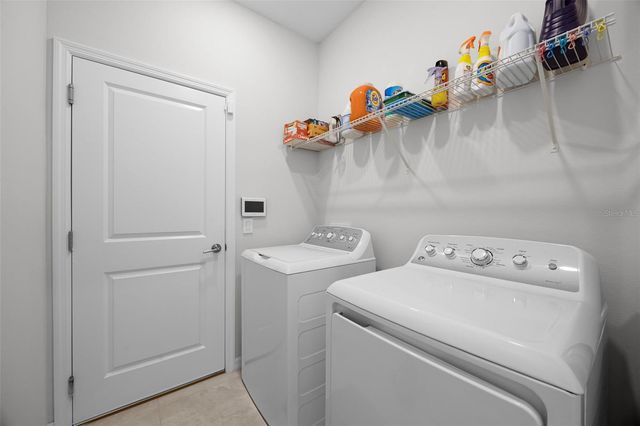 2000 GOBLET COVE STREET, Kissimmee, FL 34746