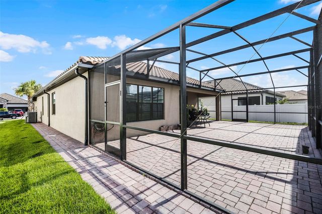 2000 GOBLET COVE STREET, Kissimmee, FL 34746