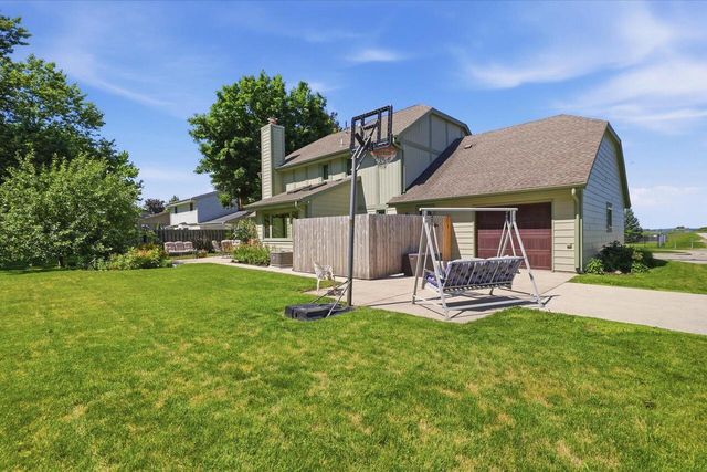 1127 Tenny AVENUE, Waukesha, WI 53186