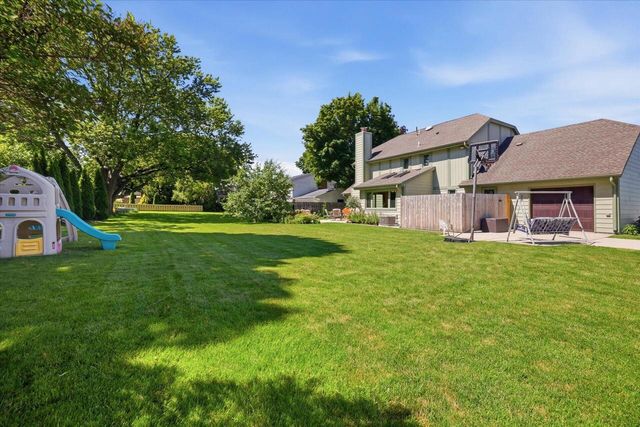 1127 Tenny AVENUE, Waukesha, WI 53186