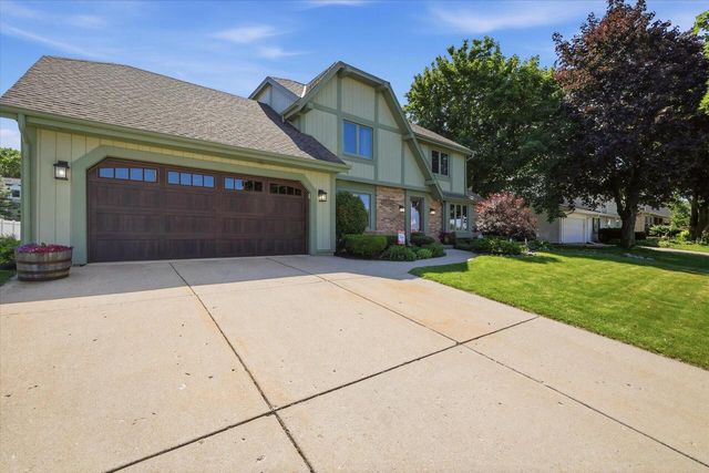 1127 Tenny AVENUE, Waukesha, WI 53186