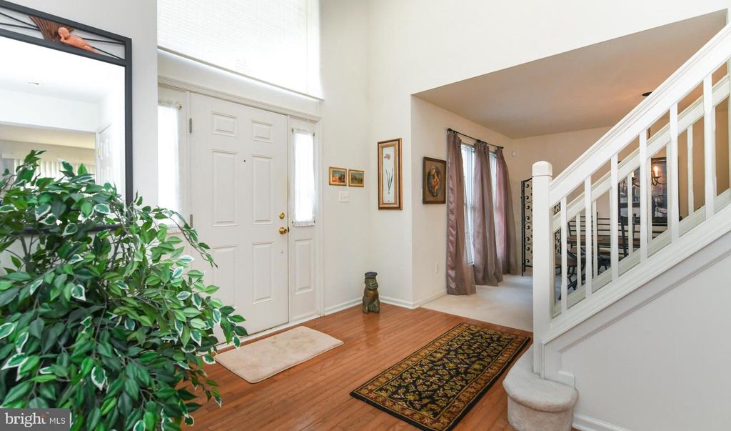 5 BROOKSTONE DR, Sicklerville, NJ 08081