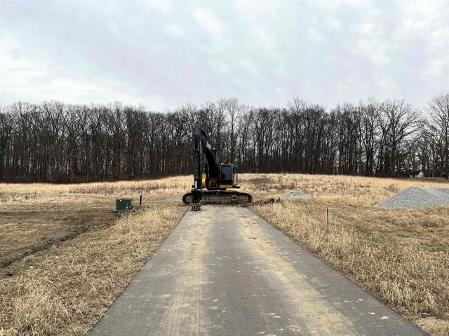 5797 Rolling Run Court, Leo, IN 46765