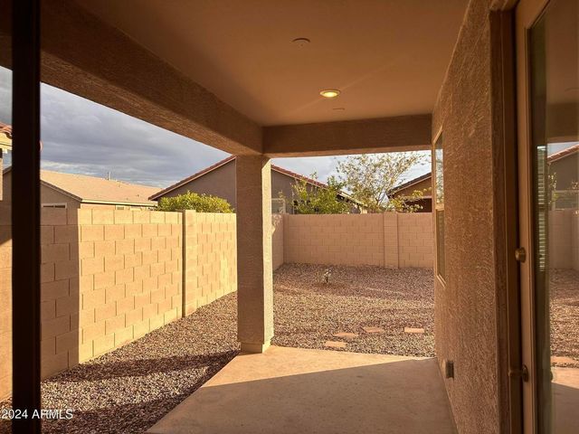 3883 E Desert Broom Drive, Chandler, AZ 85286