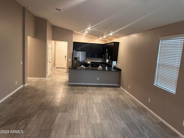 3883 E Desert Broom Drive, Chandler, AZ 85286
