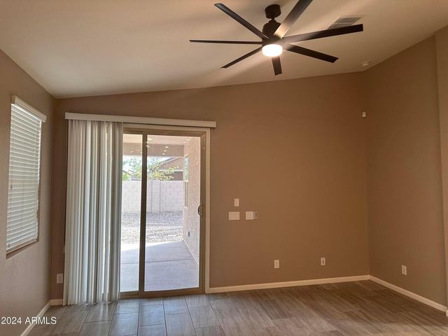 3883 E Desert Broom Drive, Chandler, AZ 85286