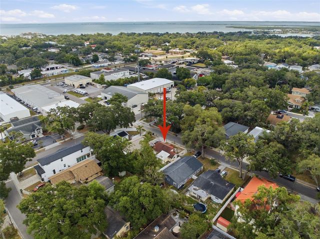 1025 3RD STREET N, Safety Harbor, FL 34695