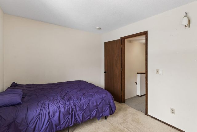 6042 Golden Valley Road, Golden Valley, MN 55422