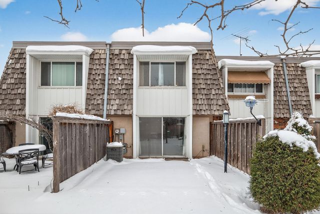 6042 Golden Valley Road, Golden Valley, MN 55422