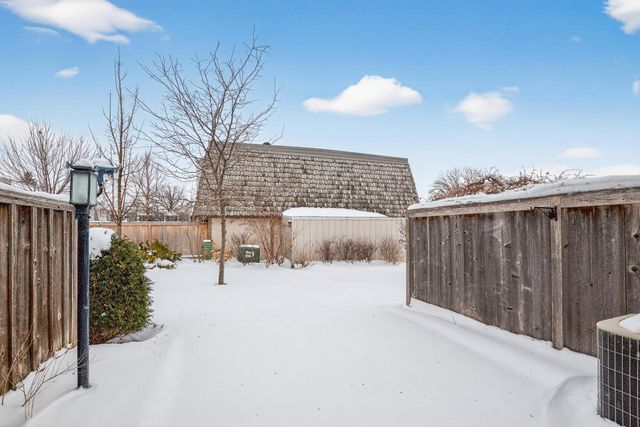 6042 Golden Valley Road, Golden Valley, MN 55422