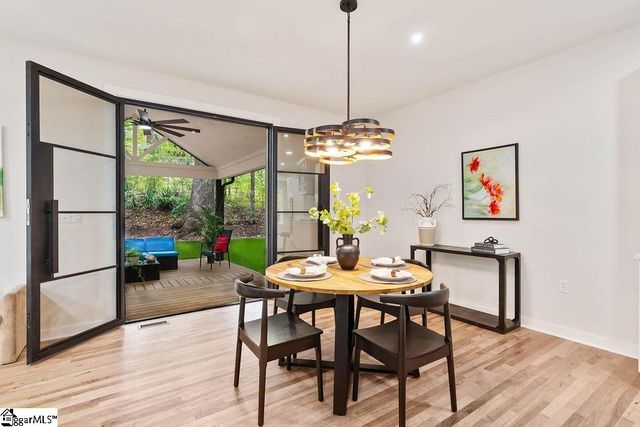 281 Loch Lomond Drive, Pickens, SC 29671