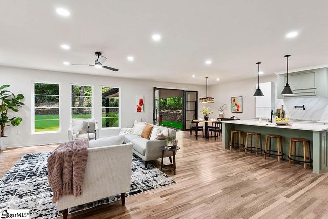 281 Loch Lomond Drive, Pickens, SC 29671