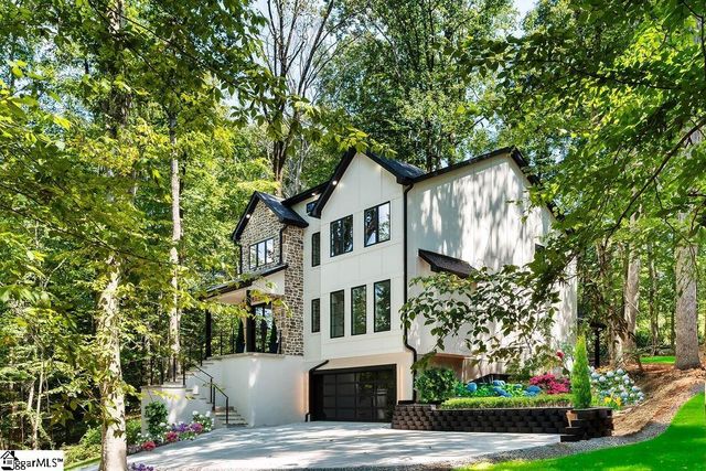 281 Loch Lomond Drive, Pickens, SC 29671