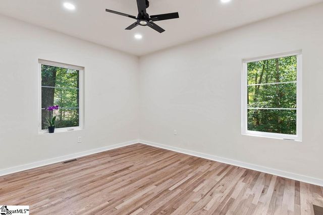 281 Loch Lomond Drive, Pickens, SC 29671