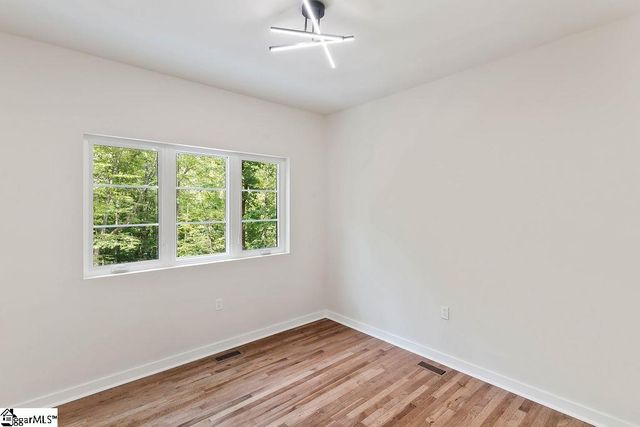 281 Loch Lomond Drive, Pickens, SC 29671