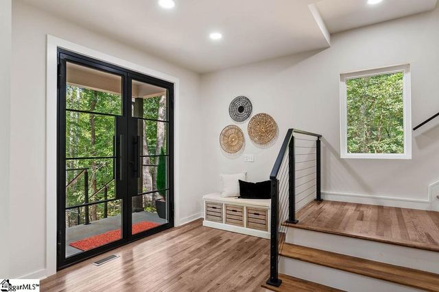 281 Loch Lomond Drive, Pickens, SC 29671