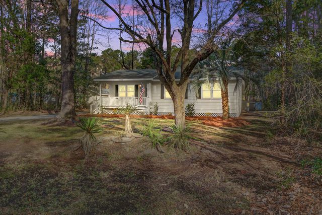 6144 Smith Road, Ravenel, SC 29470