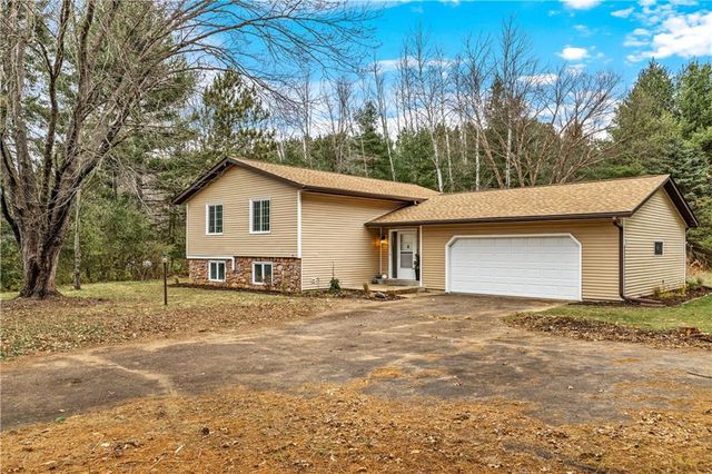 2950 E Benrud Lane, Eau Claire, WI 54701