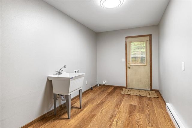 2950 E Benrud Lane, Eau Claire, WI 54701