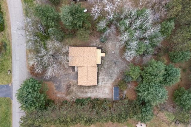 2950 E Benrud Lane, Eau Claire, WI 54701