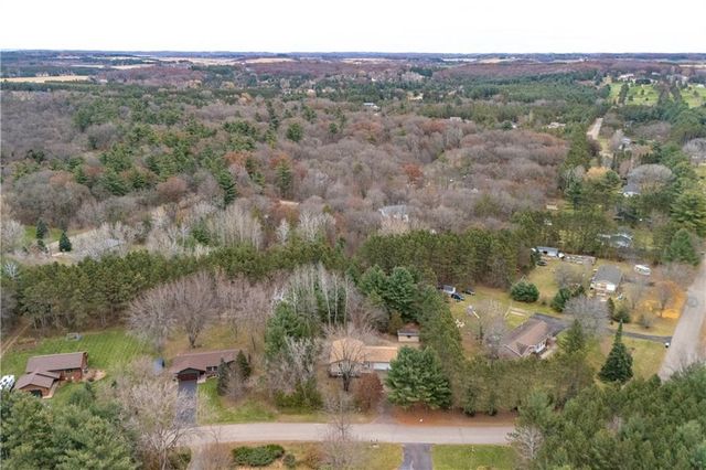 2950 E Benrud Lane, Eau Claire, WI 54701