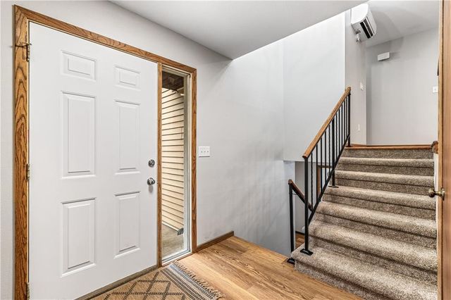 2950 E Benrud Lane, Eau Claire, WI 54701