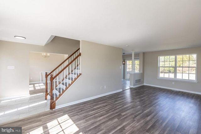 17 DU MONT DR, Millville, NJ 08332