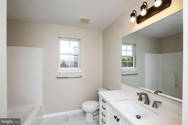 17 DU MONT DR, Millville, NJ 08332