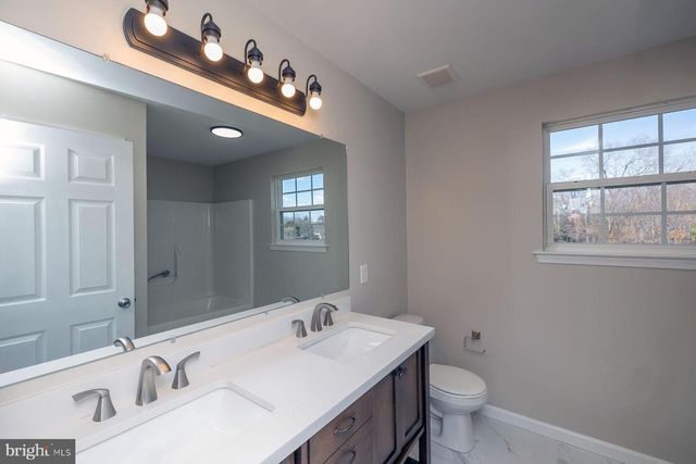 17 DU MONT DR, Millville, NJ 08332