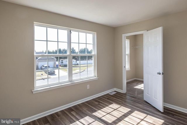 17 DU MONT DR, Millville, NJ 08332