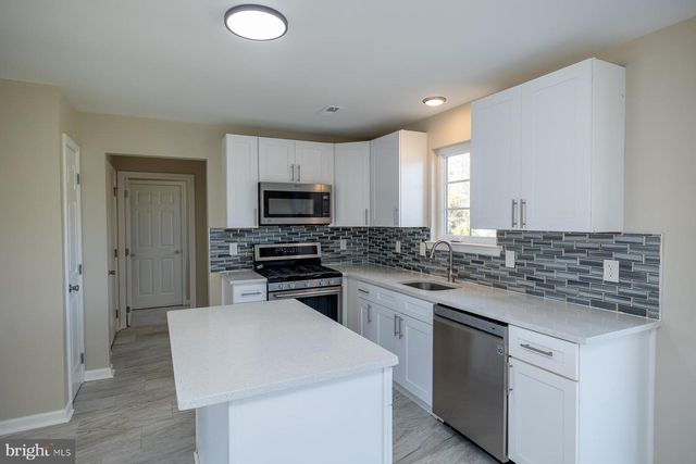 17 DU MONT DR, Millville, NJ 08332