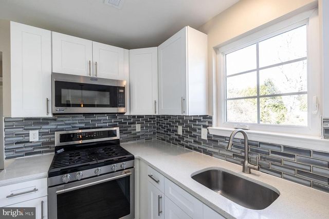 17 DU MONT DR, Millville, NJ 08332