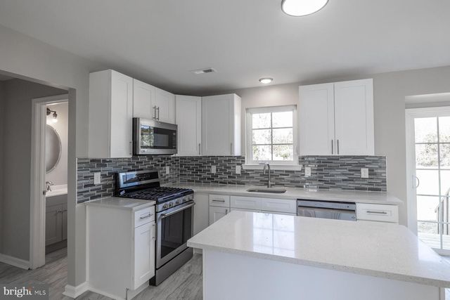 17 DU MONT DR, Millville, NJ 08332