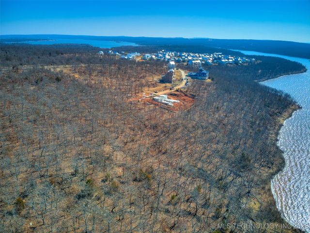 131 Lower Greenway, Carlton Landing, OK 74432