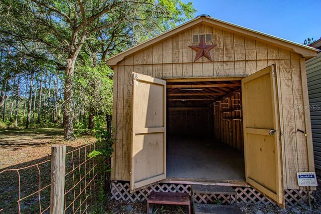 4002 SW COUNTY ROAD 18, Fort White, FL 32038