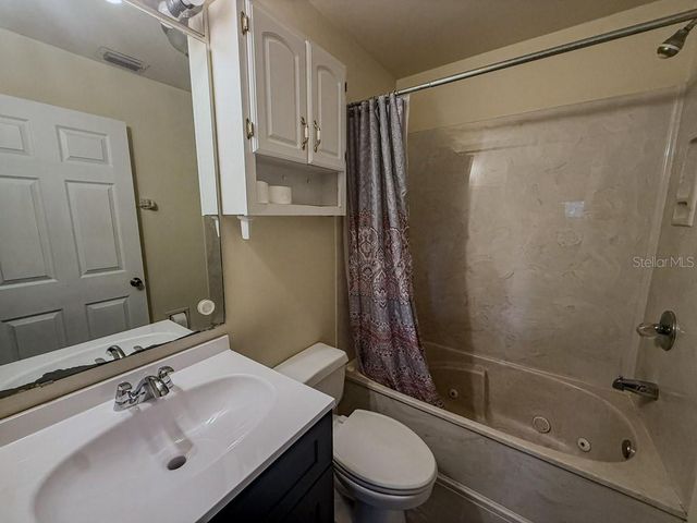 4002 SW COUNTY ROAD 18, Fort White, FL 32038
