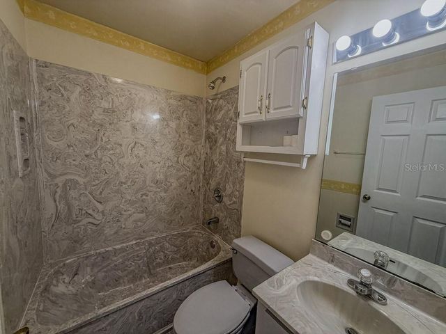 4002 SW COUNTY ROAD 18, Fort White, FL 32038