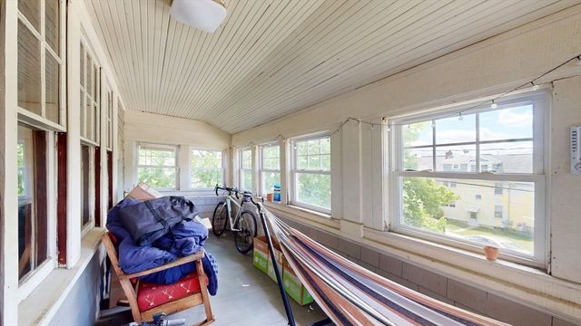 9 Fairview Ave, Watertown, MA 02472