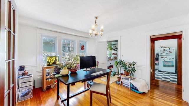 9 Fairview Ave, Watertown, MA 02472