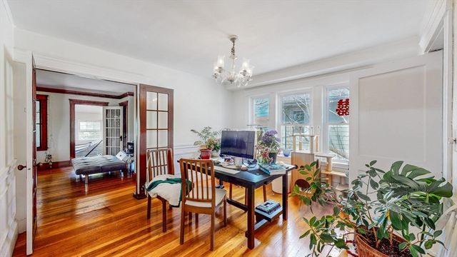 9 Fairview Ave, Watertown, MA 02472