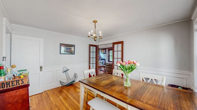 9 Fairview Ave, Watertown, MA 02472