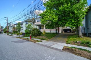 9 Fairview Ave, Watertown, MA 02472