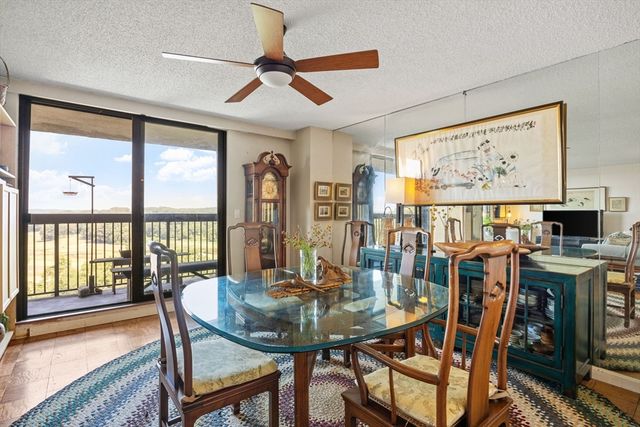 40 Village Rd 1006, Middleton, MA 01949