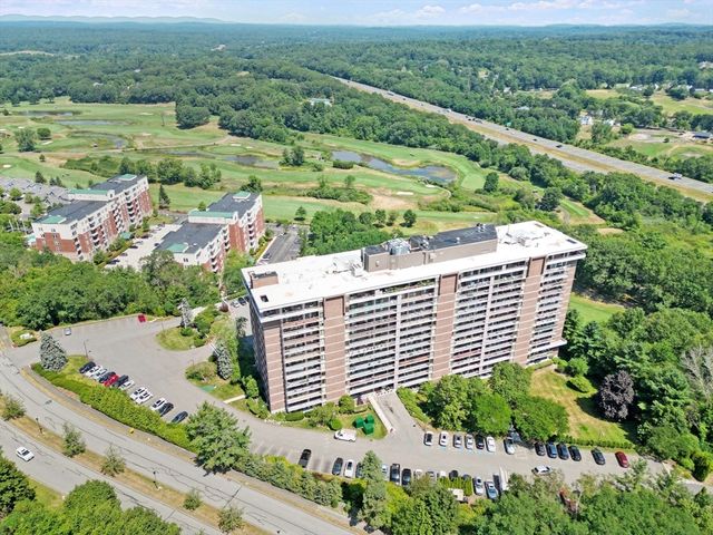 40 Village Rd 1006, Middleton, MA 01949