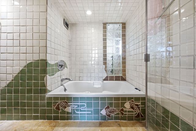 40 Village Rd 1006, Middleton, MA 01949