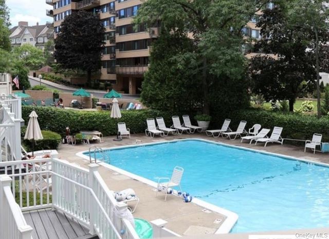 21 Hillside Terrace C, White Plains, NY 10601