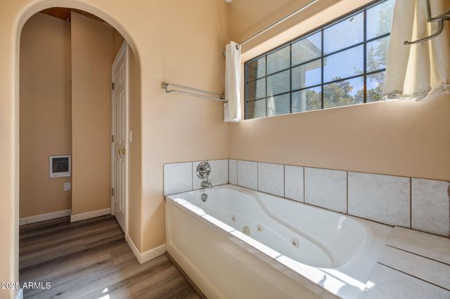 6853 RIM ROCK Road, Show Low, AZ 85901