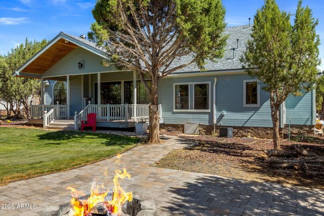 6853 RIM ROCK Road, Show Low, AZ 85901