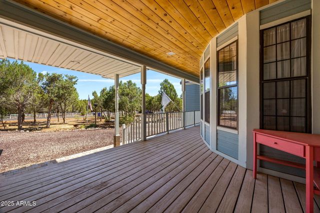6853 RIM ROCK Road, Show Low, AZ 85901
